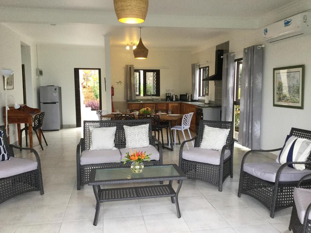 Bougainvillas Seychelles Anse Royale Buitenkant foto